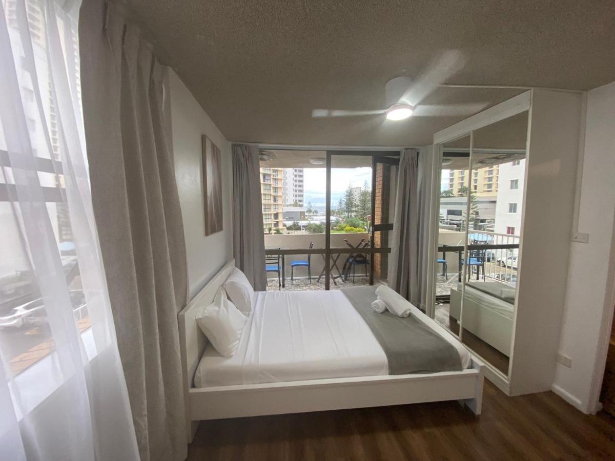 Surfers Holiday Apartments Gold Coast Exterior foto